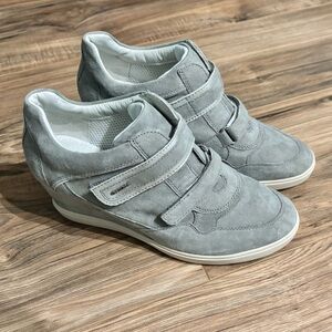 Geox Respira Gray Suede Platform Heeled Sneakers 9